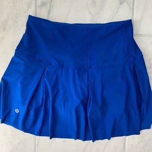 Lululemon royal blue skort size 4